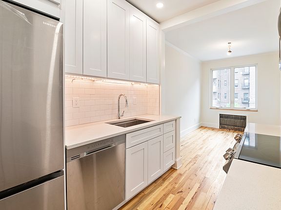 4th image of 34-26 76th St #2