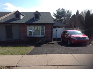 1002 Hemlock Pl, Huntingdon Valley, PA 19006