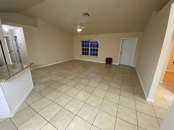 4th image of 129 Zenith Cir