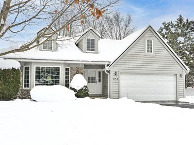 7713 West Terrace DRIVE, Franklin, WI, 53132