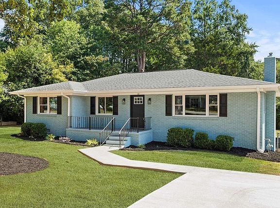 2nd image of 13 Cardinal Dr