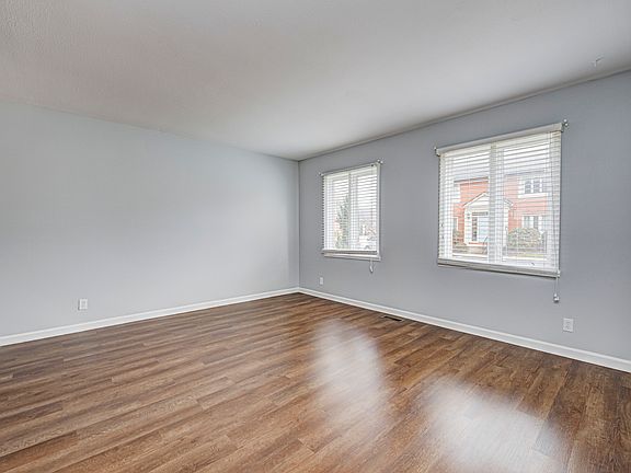 5th image of 8526 Canterbury Sq W