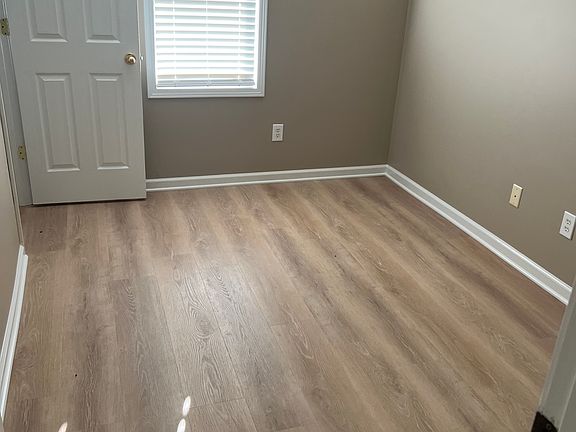 4th image of 26147 N Carol St #26147