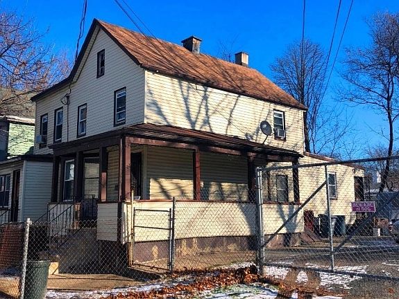 2nd image of 20-24 Cleremont Ave