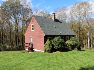 10 E Hill Rd, Oakham, MA 01068