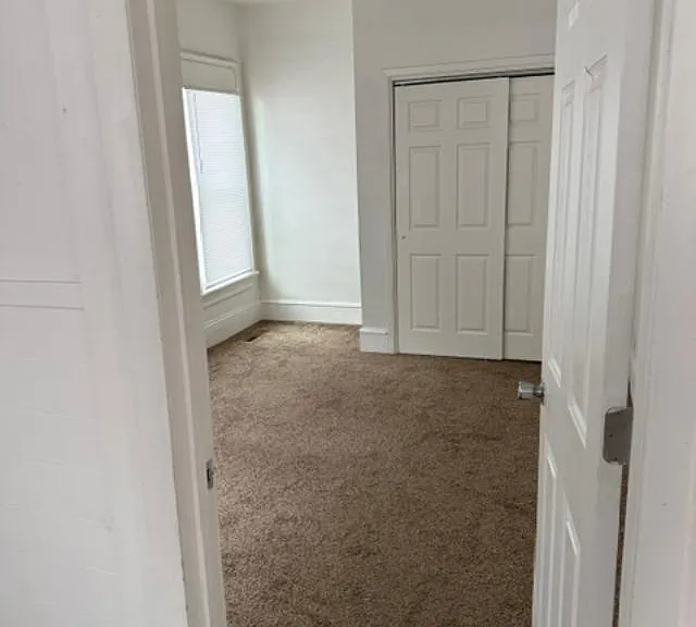 Unit Photo