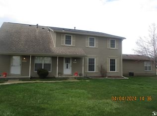 20018 Village Green Ct, Trenton, MI 48183