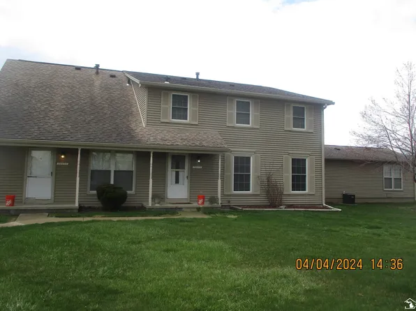 20018 Village Green Ct, Trenton, MI 48183