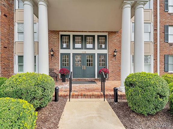 3rd image of 208 Ambridge Ct APT 206
