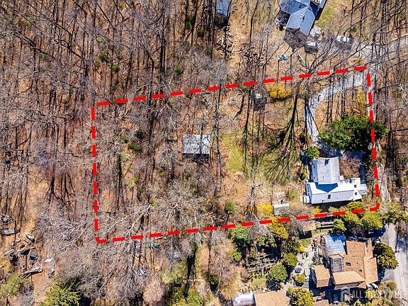 4th image of 16 Skytop Rd