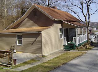 411 12th St SE, Charleston, WV 25314