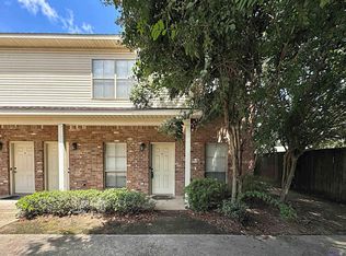 818 Meadow Bend Dr APT D, Baton Rouge, LA 70820
