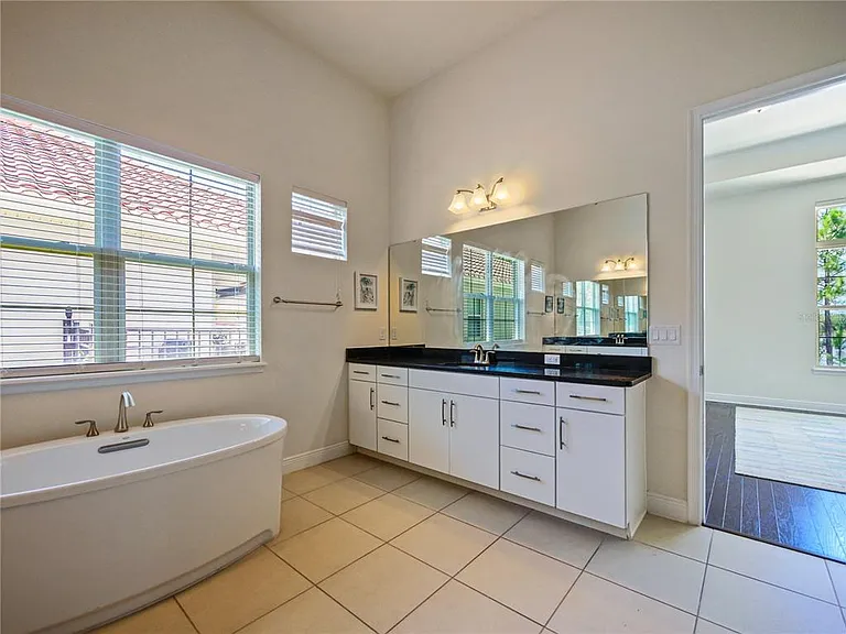 15704 Marina Bay Dr — Photo 31