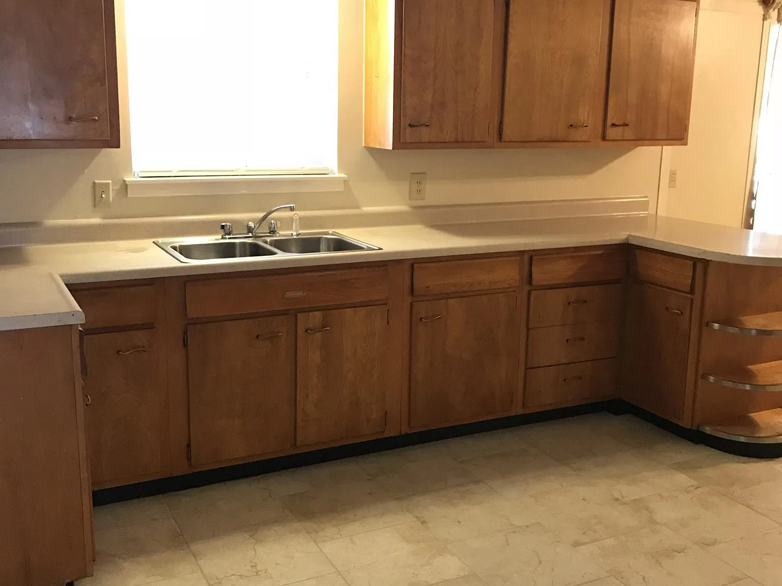 3 bed, 1200 sqft, $1,400 — Photo 3