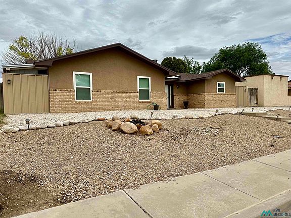 3rd image of 1031 Ivy Dr