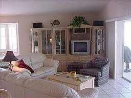 3rd image of 205 Big Pine Ln
