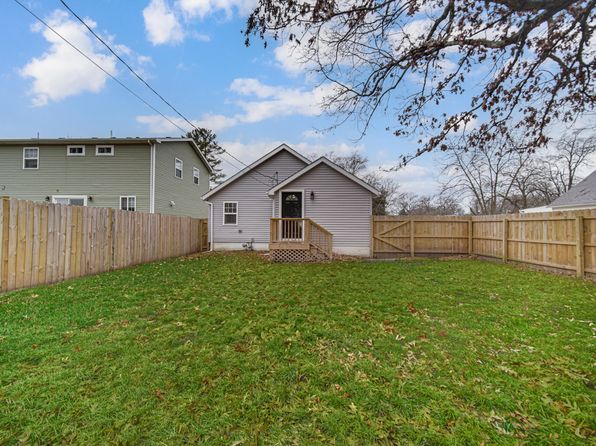 2747 Vigo St, Lake Station, IN 46405