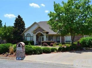 714 Mockingbird Dr, Bonham, TX 75418