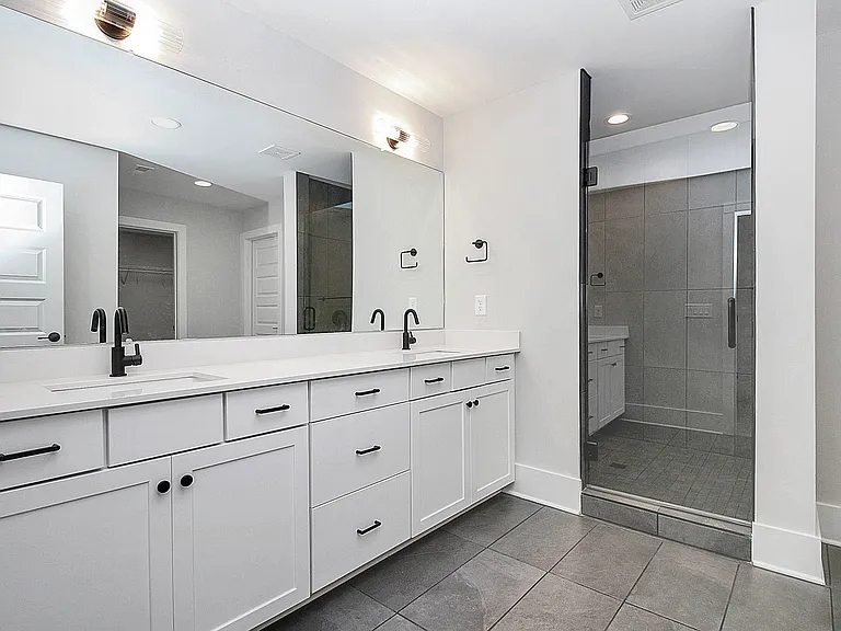 2957 Ross Ave — Photo 15
