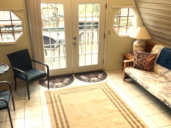 1500 Peaceful Hollow Rd