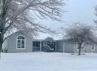 4339 Poseidon Cir, Liverpool, NY 13090