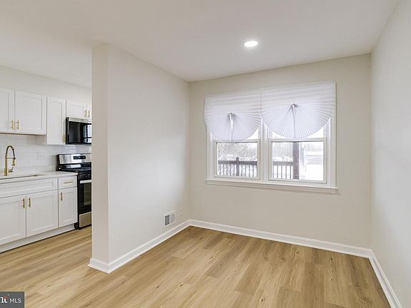 4th image of 3916 2nd St
