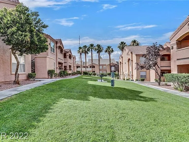 8101 W Flamingo Rd #24-2174 — Photo 23