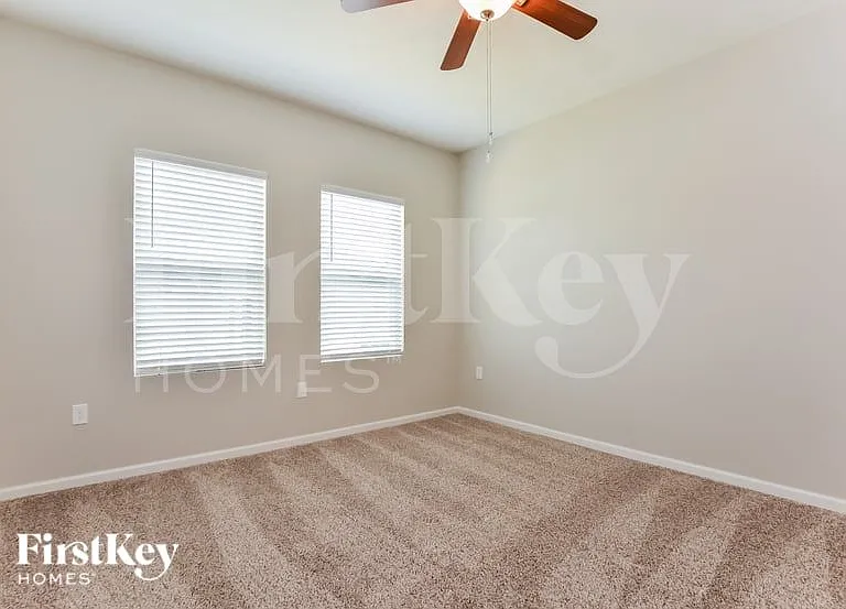 876 Orchid Grove Blvd — Photo 7