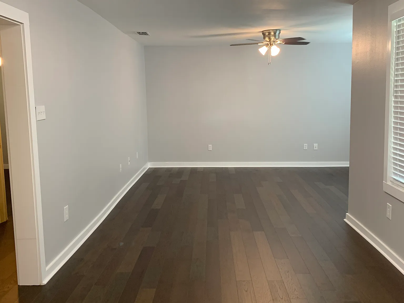 2 bed, 900 sqft, $1,200 — Photo 4