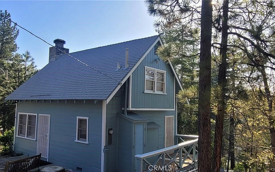 1st image of 32830 Lone Pine Dr