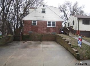 3601 Hartman Ave, Omaha, NE 68111