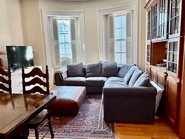 39 Commonwealth Ave #3R — Photo 23