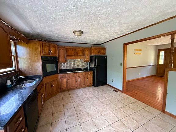 2nd image of 2717 Leatherwood Rd