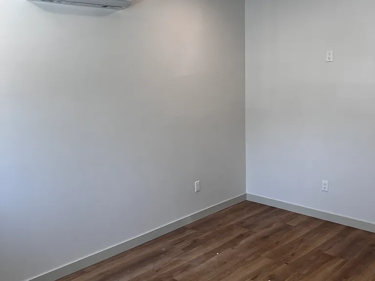768 Gladys Ave #A — Photo 10
