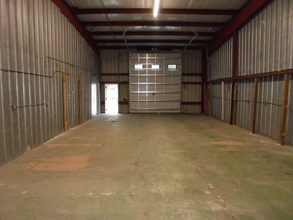 4th image of 834C Carswell Ave #834-C