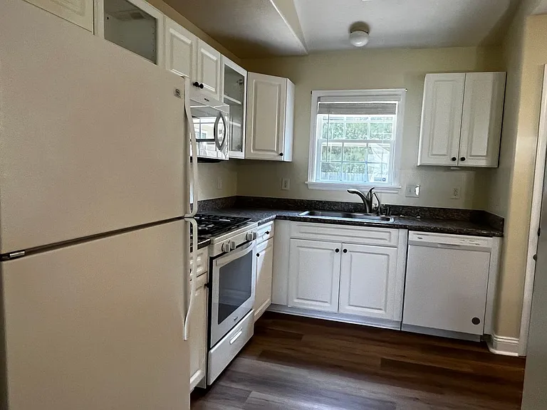 129 Pella Ln — Photo 22