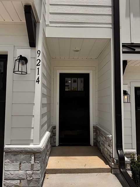 1st image of 9214 Delaney Dr NW