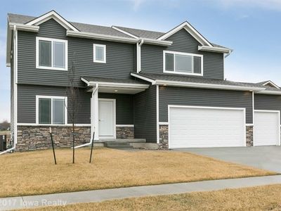 7826 NW 96th St, Johnston, IA, 50131