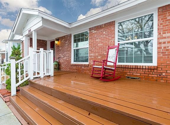 2nd image of 3225 Mimosa Park Dr