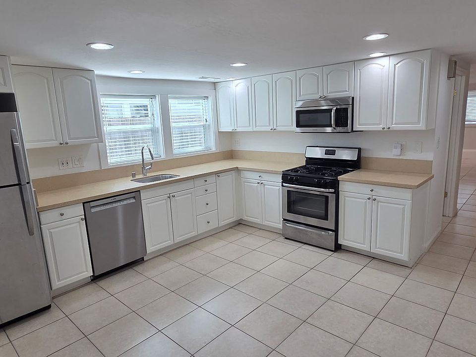 Kitchen and eating area