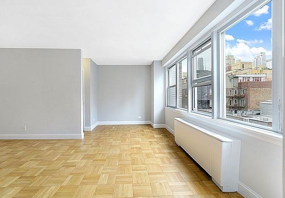 4th image of 155 E 34th St APT 11B