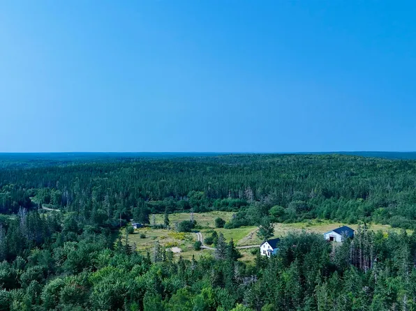 1520 Back Rd, Richmond, NS B0E 2X0