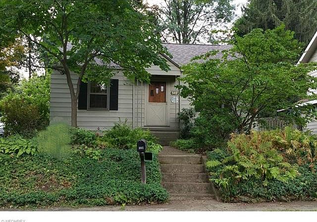 1st image of 302 Saint Leger Ave