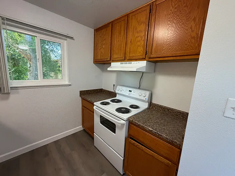 Arden Garden Apartments — Photo 53