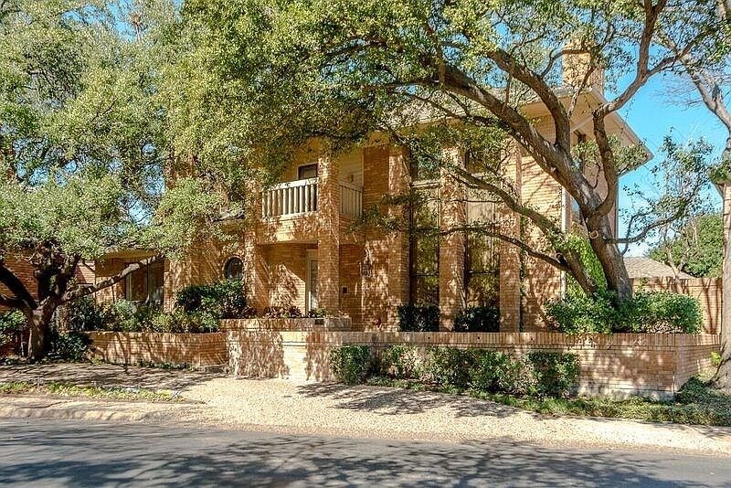 1st image of 7516 Glen Albens Cir