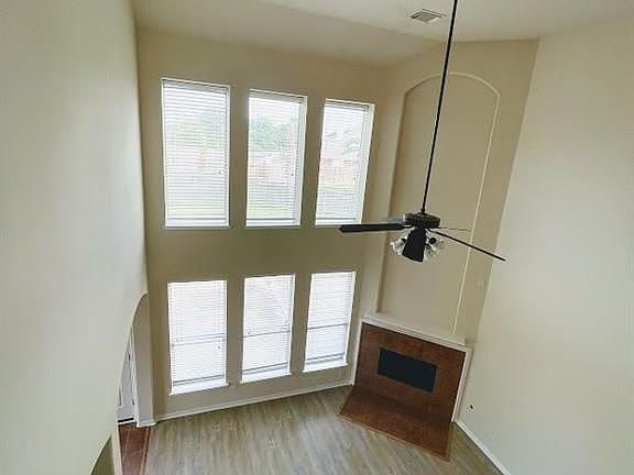 4th image of 21522 Langmont Ln
