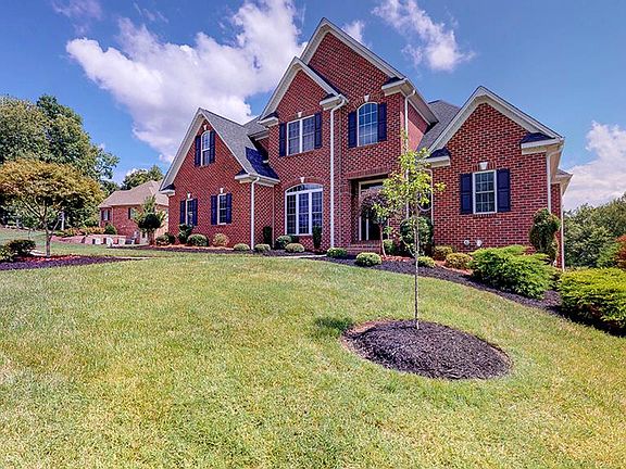 2nd image of 117 Beccan Ct