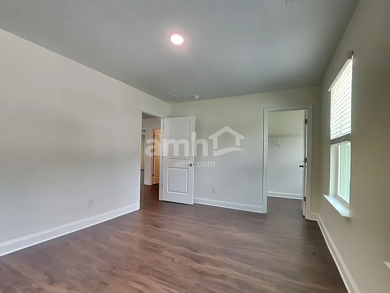 611 Rivermist Dr — Photo 21