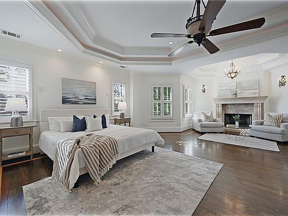 5th image of 7611 Regency Cir