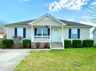 542 Oakmont Dr, Clarksville, TN 37042